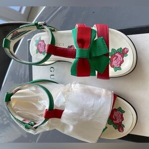 Gucci kids Sandals size 25